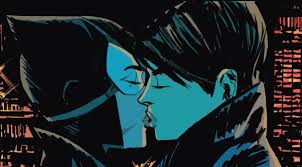 catwoman-sale-del-armario