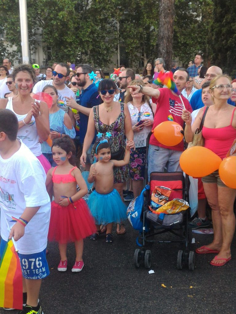 niños en el orgullo