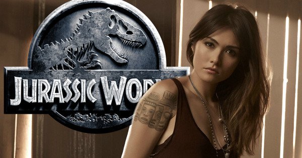 daniella-pineda-lesbiana-jurassic-world