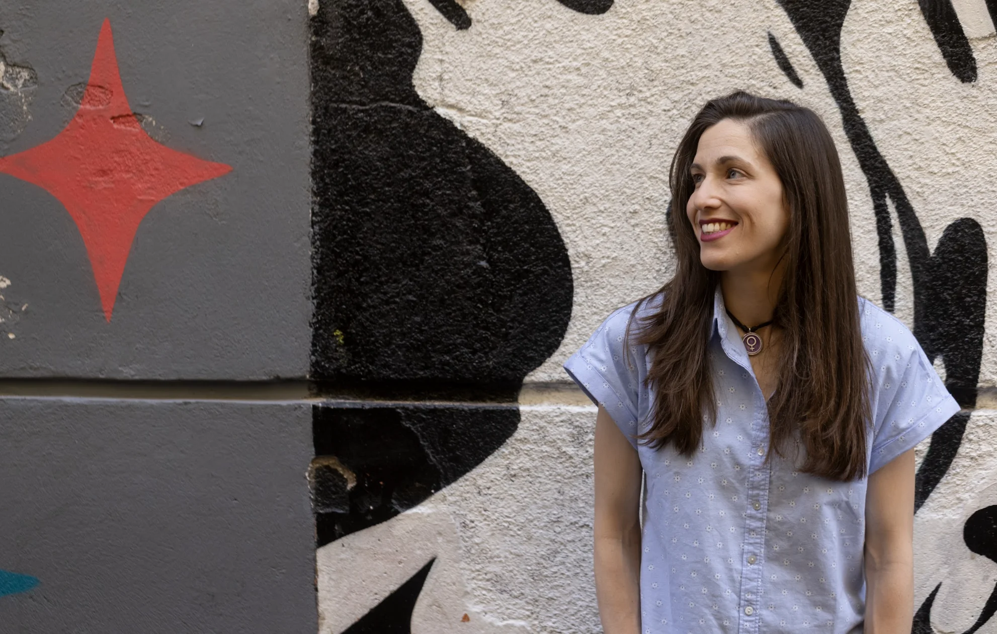 Paula Iglesias, la joven médica que rompe barreras como nueva presidenta de la FELGTBI