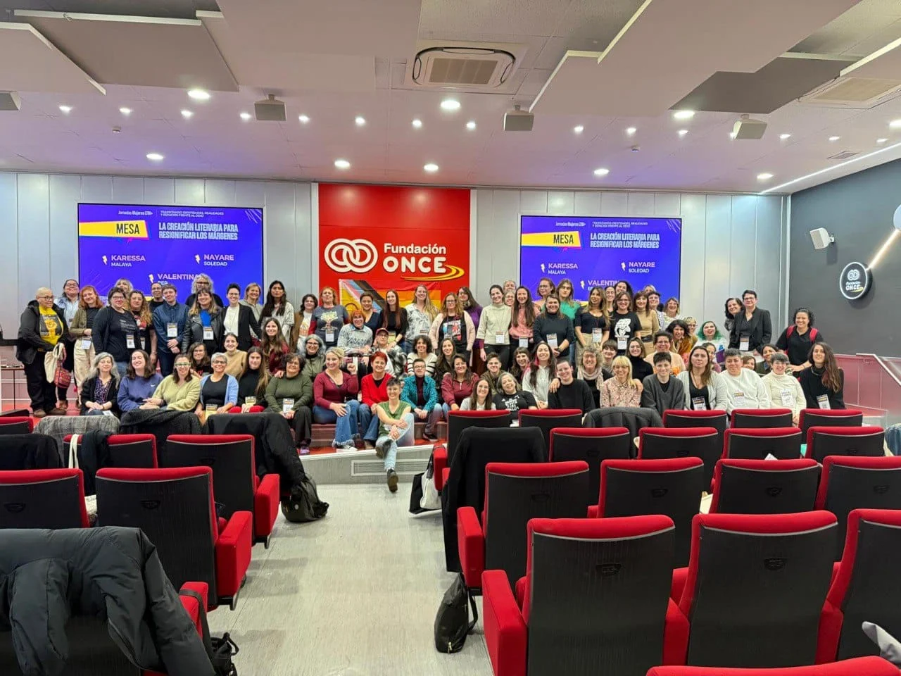 Madrid se convierte en el corazón del activismo LTBI+: más de cien mujeres unidas frente al odio