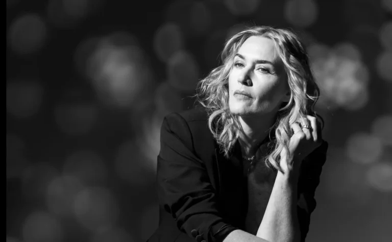 Kate Winslet confesó que sus primeras experiencias sexuales fueron con mujeres